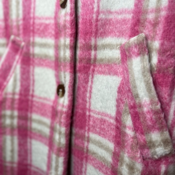 Pink Lily Plaid Shacket Coat - Picture 7 of 7